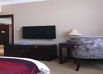 ננג'ינג Honghe Hotel מראה חיצוני תמונה